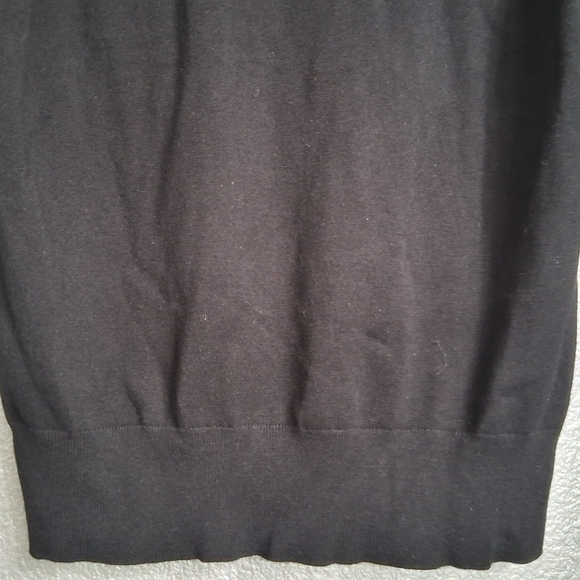 Roz & Ali Lady Libery Black Sweater With White Floral Embroidery     Size  L - Picture 11 of 12